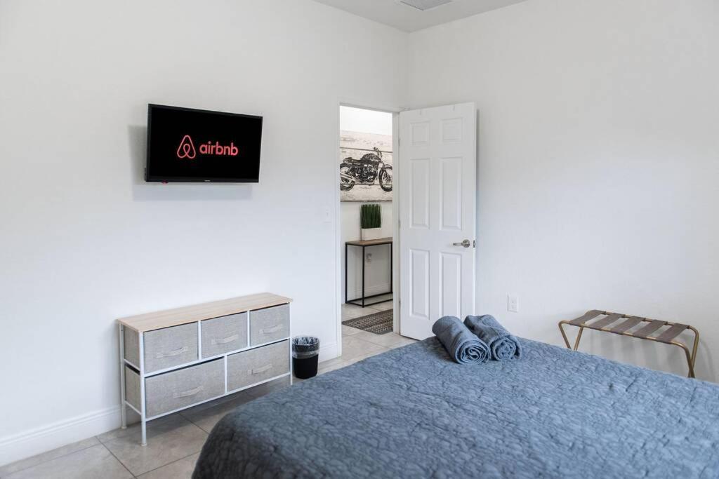 New House On The Block Near Miami Airport. Villa Ngoại thất bức ảnh