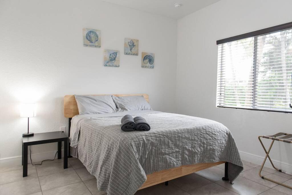 New House On The Block Near Miami Airport. Villa Ngoại thất bức ảnh