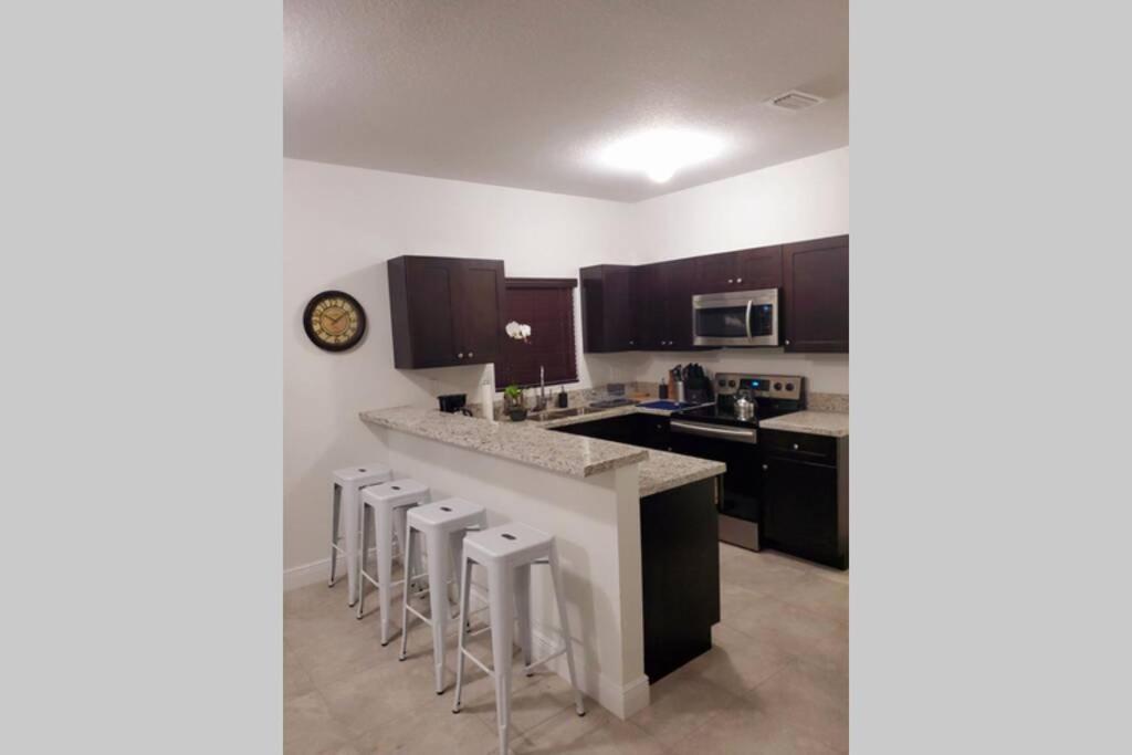 New House On The Block Near Miami Airport. Villa Ngoại thất bức ảnh