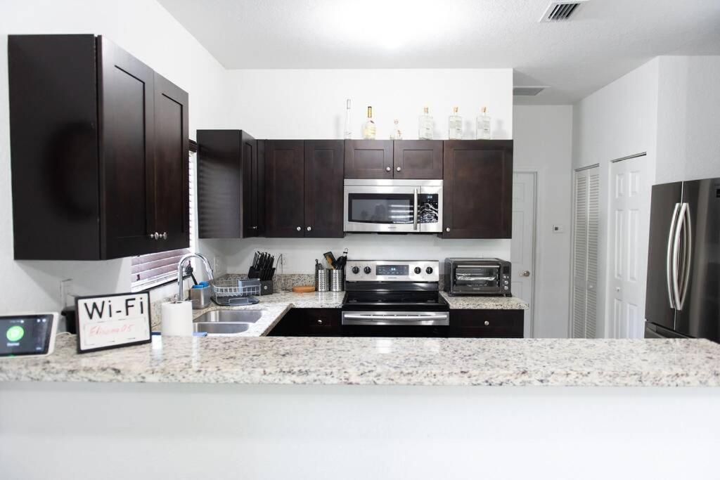 New House On The Block Near Miami Airport. Villa Ngoại thất bức ảnh